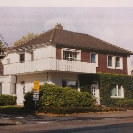 Friesenauster - Grosse Ferienwohnung Fuer Bis Zu 6 Personen 제베 외부 사진